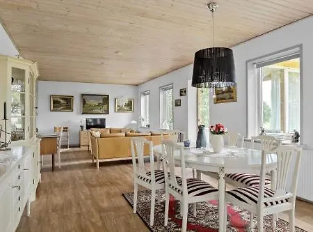 Holiday home 4015-stege-sondre-landevej-19 *